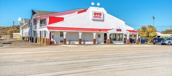 OYO Hotel Waco University Area/ I-35