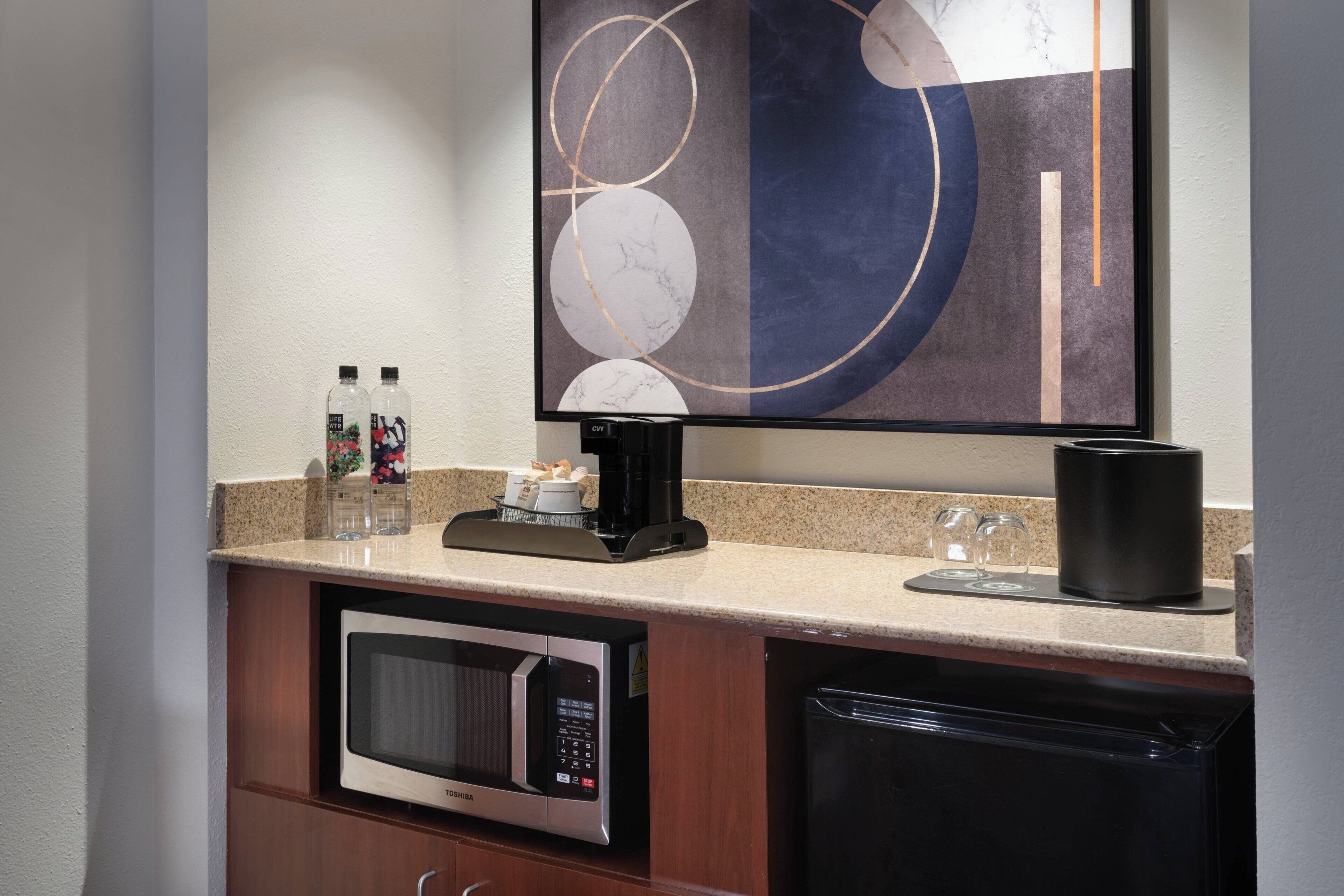 1 bedroom, premium bedding, desk, blackout curtains