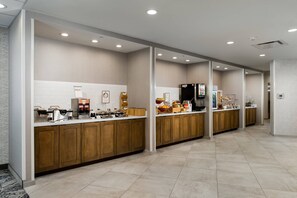 Gratis morgenmadsbuffet hver dag