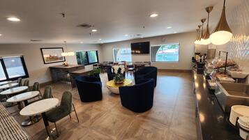 Free daily on-the-go breakfast