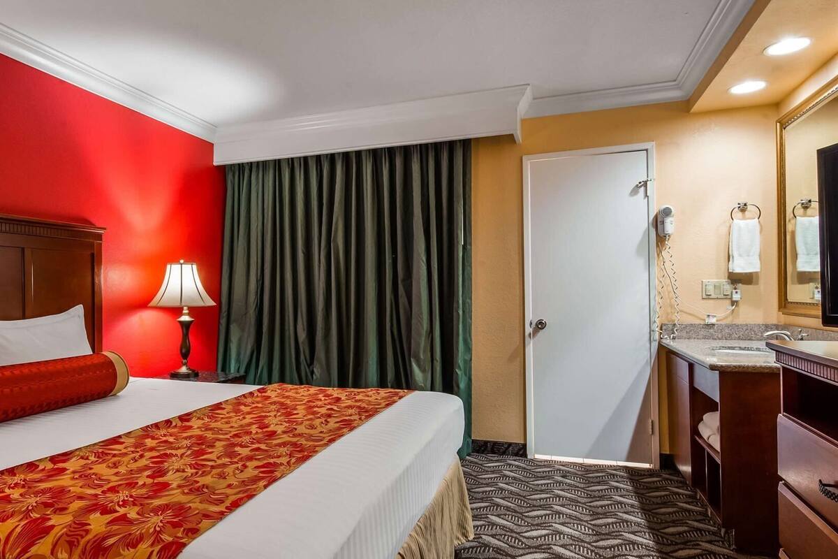 Blackout curtains, iron/ironing board, WiFi, bed sheets