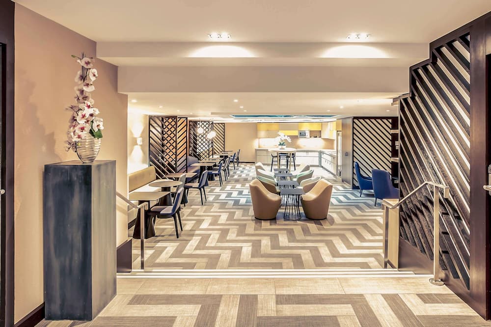 Mercure Paris Arc de Triomphe Etoile