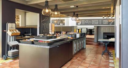 B&B HOTEL Orly Rungis Aéroport 3 étoiles