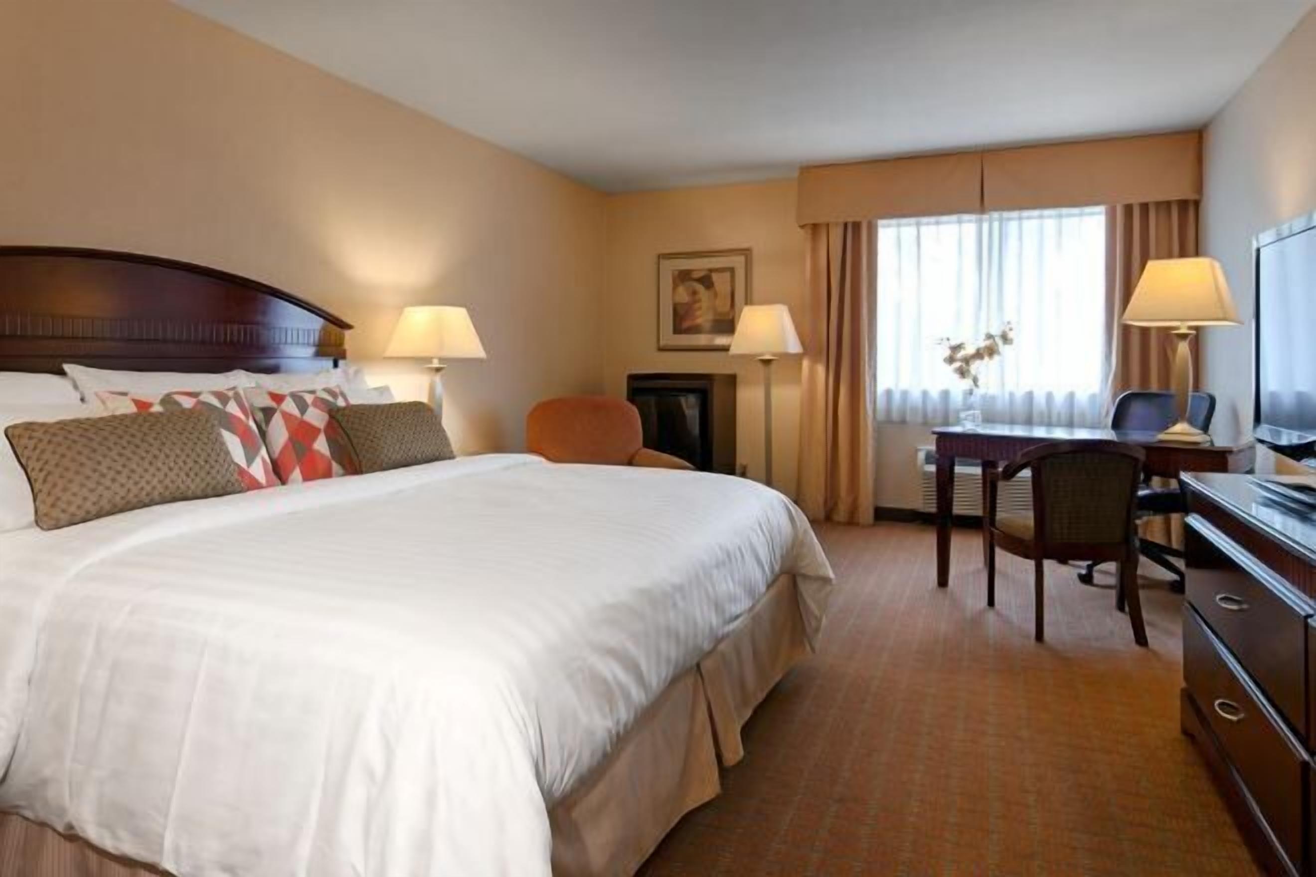 In-room safe, desk, laptop workspace, blackout curtains