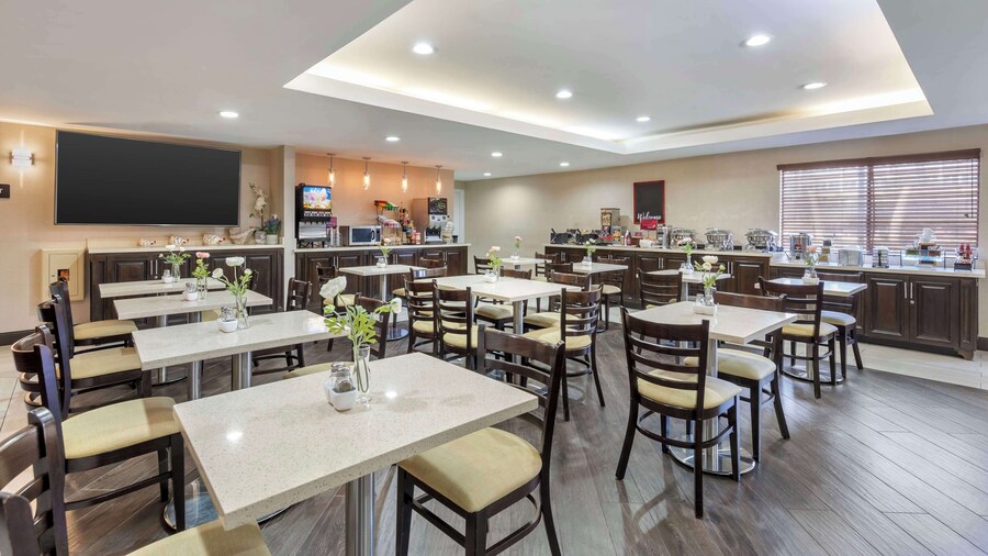 Best Western Plus West Covina Inn