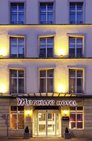 Façade de l’hébergement - soirée/nuit
