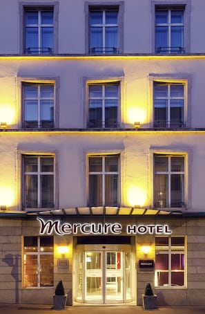 Façade de l’hébergement - soirée/nuit