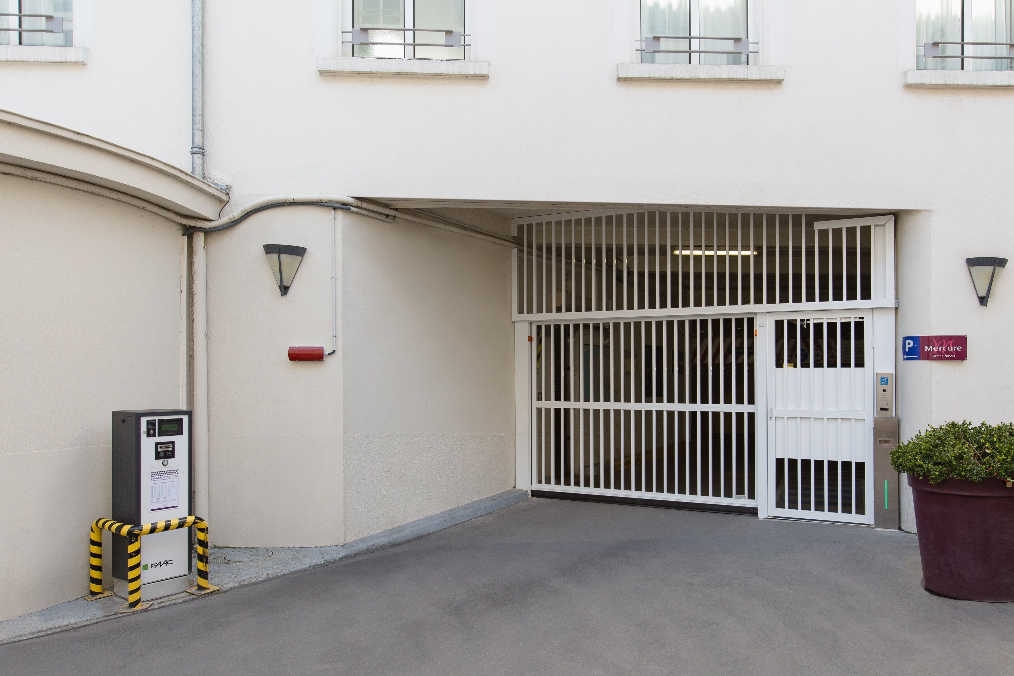 self-parking (surcharge) 15 per night