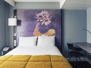 Premium bedding, pillowtop beds, in-room safe, desk - Mercure Nancy Centre Place Stanislas Hotel (Nancy)
