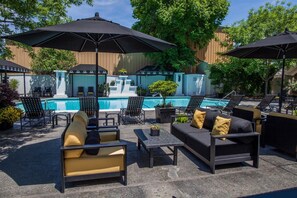 Outdoor pool, a heated pool, open open 24 hours, free cabanas - Mount View Hotel & Spa (Calistoga)