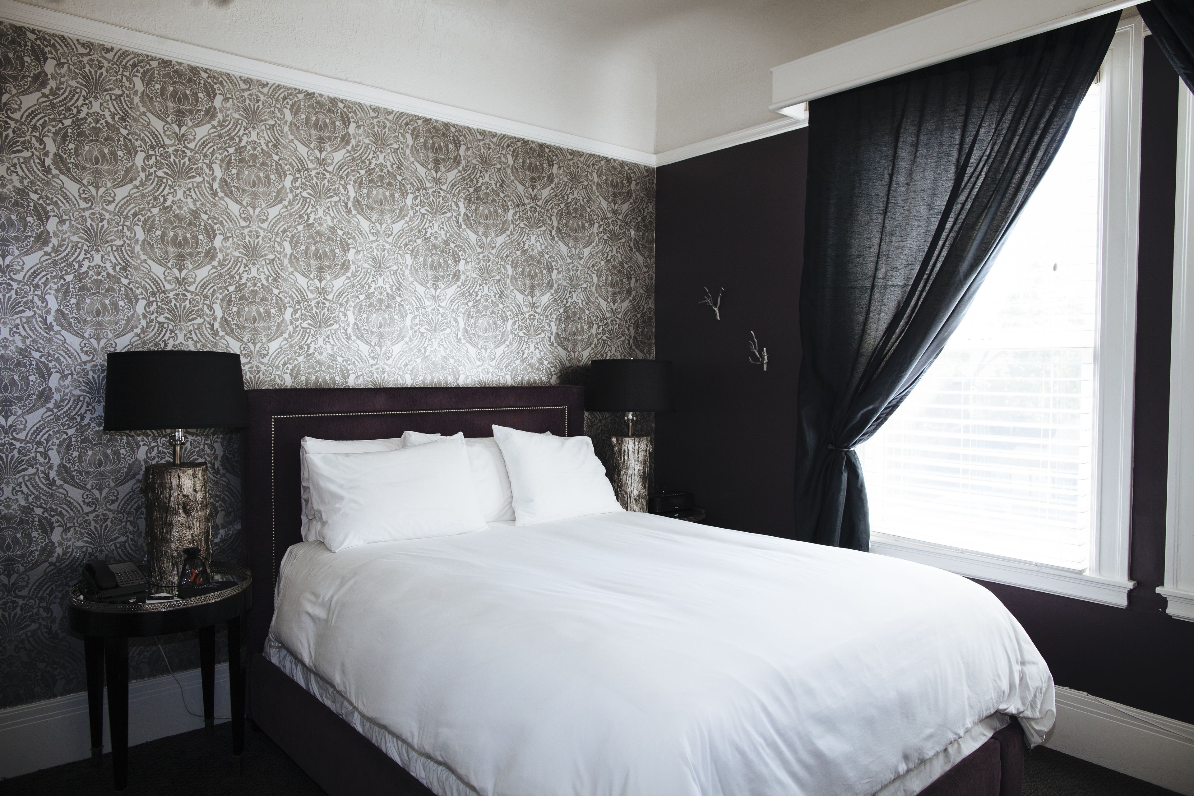 Allergitestet sengetøy, dundyner og senger med overmadrass