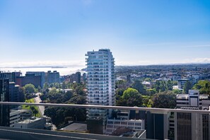 Suite - 1 kingsize-seng - balkon - havudsigt (Balcony) | Udsigt fra værelset