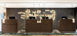 Reception - Crowne Plaza Auckland by IHG (Auckland)