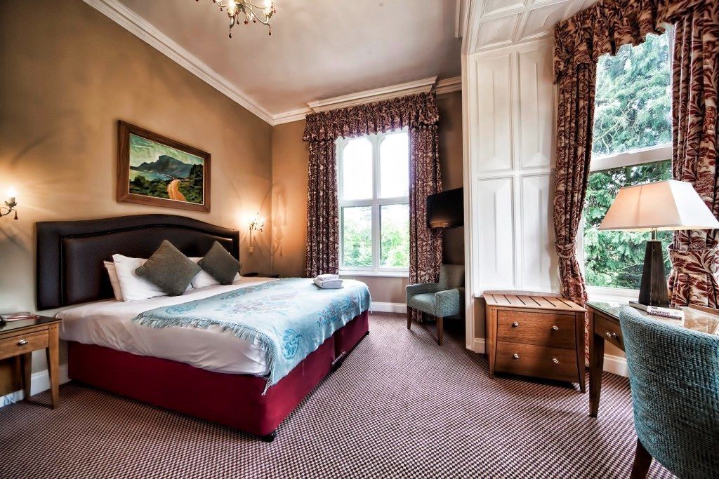 standard double room, 1 queen bed | desk, laptop workspace, iron/ironing board, free wifi