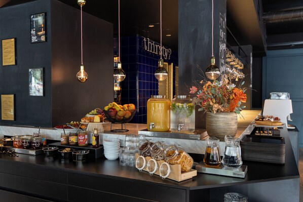 Daily buffet breakfast (EUR 16 per person)