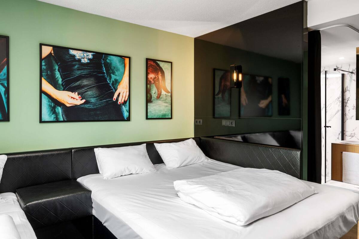 Standard Room, Multiple Beds