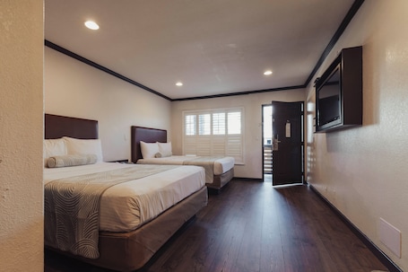 Deluxe Room, 2 Queen Beds, Non Smoking | 1 bedroom, premium bedding, iron/ironing board, free WiFi