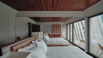Deluxe Double Room, Balcony | Premium bedding, minibar, in-room safe, desk