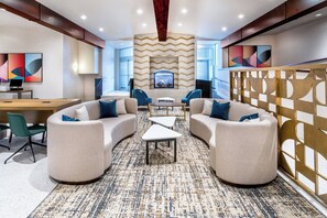 Exterior - Holiday Inn Frisco by IHG (Frisco)