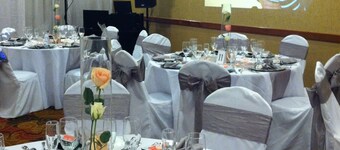 White Peak Hotel