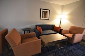 Studio Suite, 1 King Bed, Non Smoking | Desk, laptop workspace, blackout drapes, iron/ironing board
