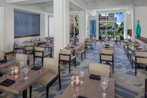 Dining - DoubleTree by Hilton Los Angeles - Commerce (Los Angeles)