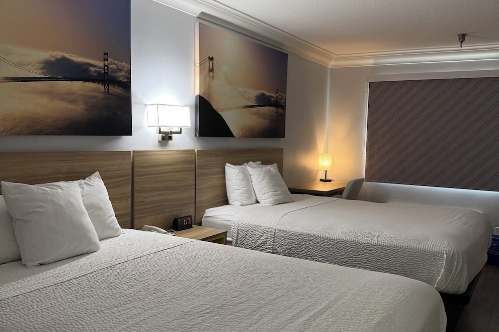 Days Inn by Wyndham Near City Of Hope