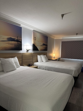 In-room safe, desk, laptop workspace, iron/ironing board