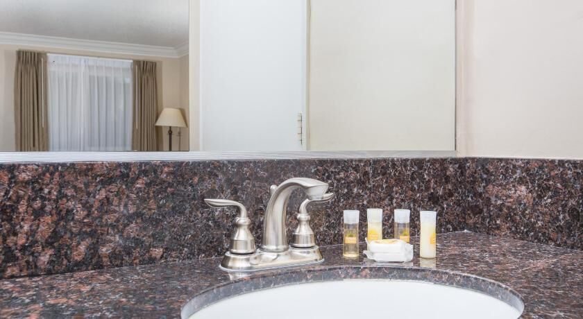 Bathroom | Hair dryer, towels, soap, shampoo