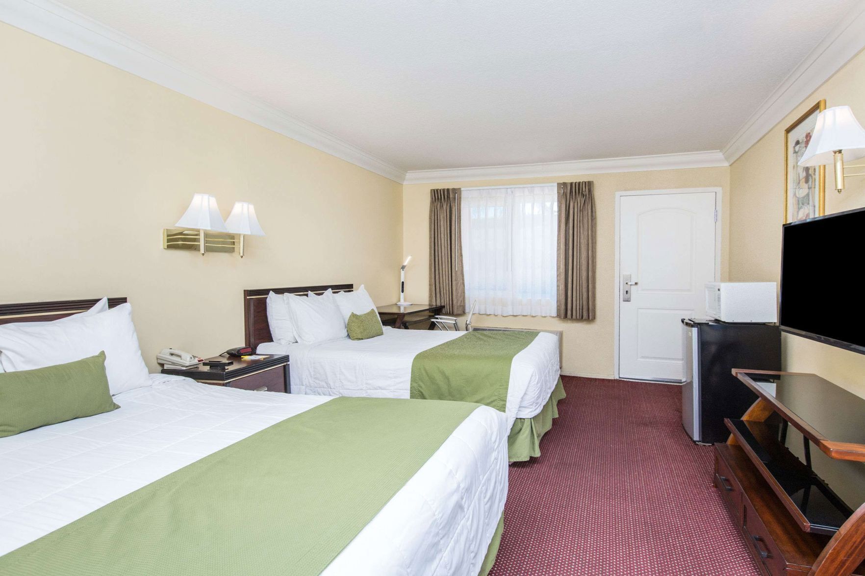 In-room safe, desk, laptop workspace, iron/ironing board