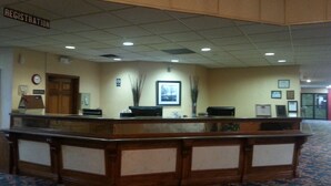 Reception - Palm Aire Hotel And Suites (Weslaco)