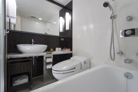 Miyako Hotel Kyoto Hachijo - Image 54