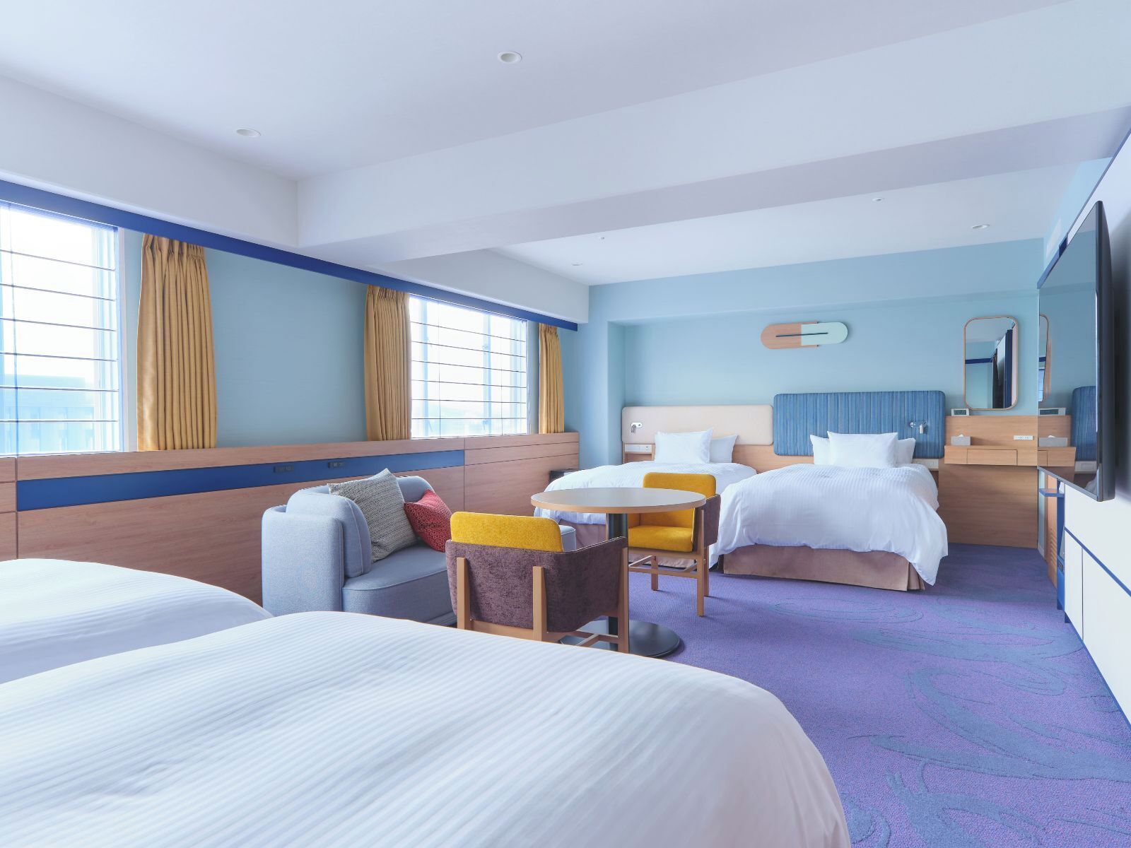 premium floor deluxe family room (4 beds) non-smoking | 1 bedroom, down duvets, laptop workspace, blackout curtains