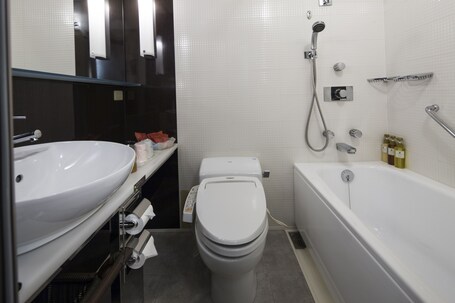 Miyako Hotel Kyoto Hachijo - Image 45