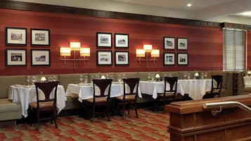 Café da manhã para viagem todos os dias (USD 16.95 por pessoa)