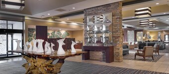 DoubleTree by Hilton Collinsville - St. Louis