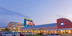 Shopping centre