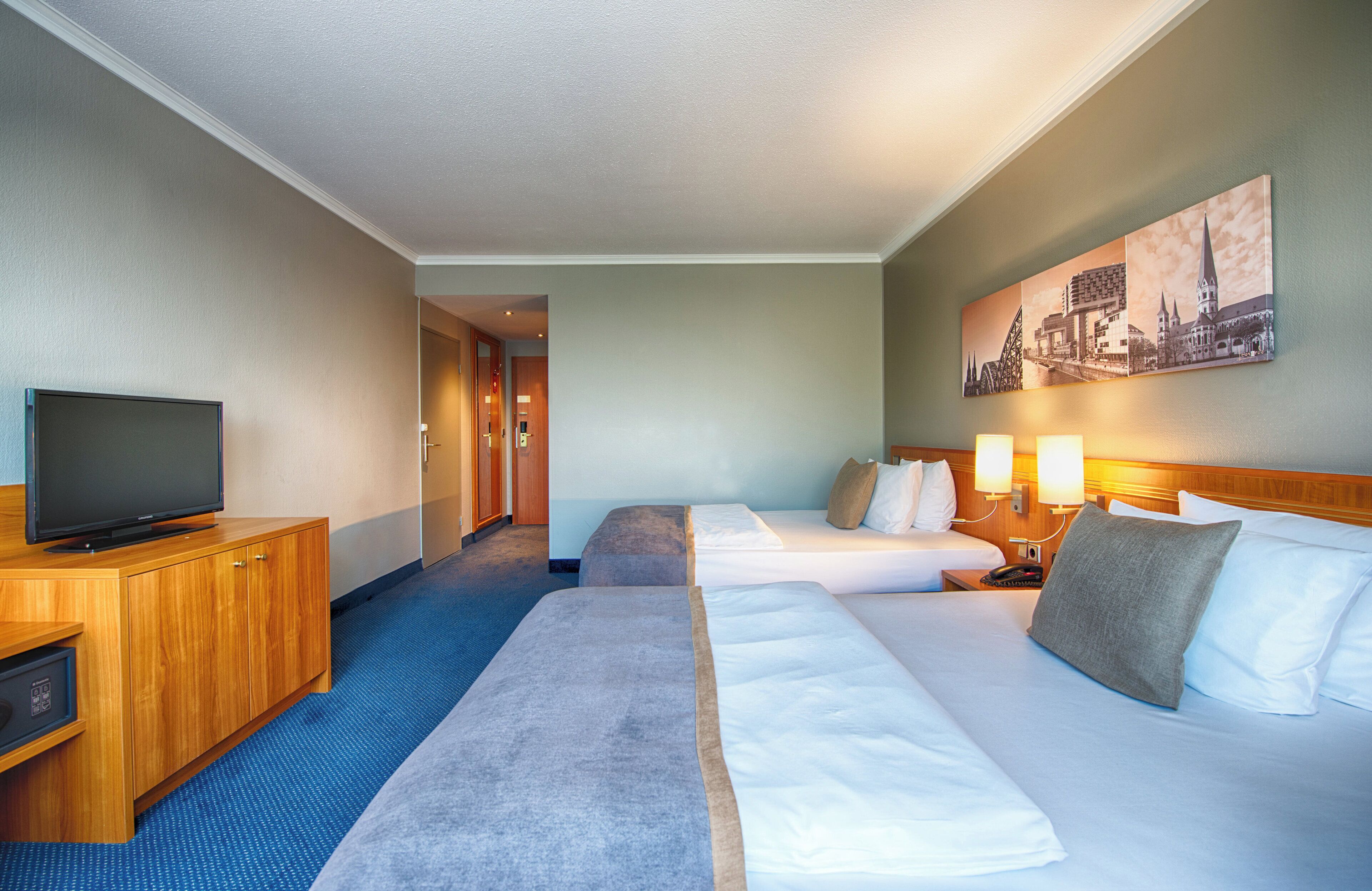 superior double or twin room | hypo-allergenic bedding, in-room safe, desk, blackout curtains