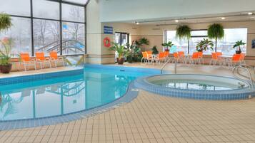 室內 SPA 浴池