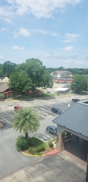 View from room - Wyndham Garden Lafayette (Lafayette)