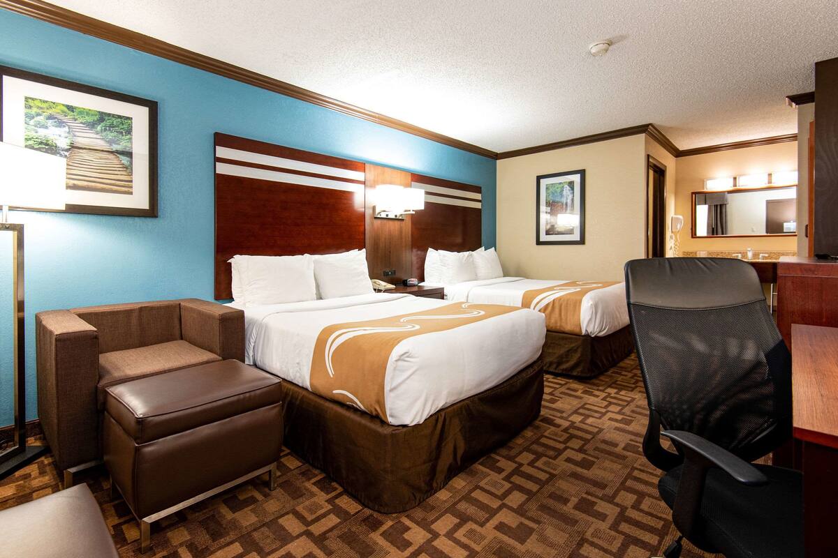 1 bedroom, premium bedding, pillowtop beds, in-room safe