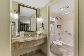Free toiletries, hair dryer, towels, soap - Best Western Plus Executive Inn (Rowland Heights)