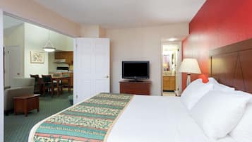 Individually furnished, desk, iron/ironing board, free WiFi