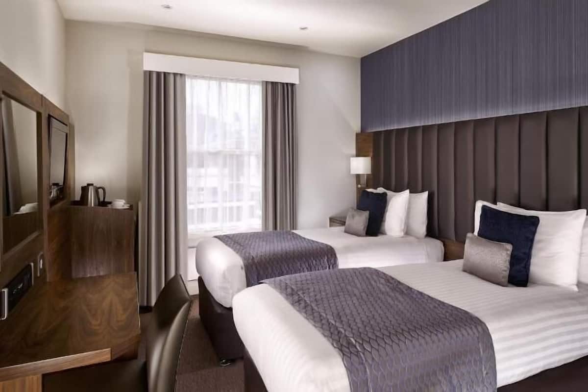 In-room safe, desk, blackout drapes, soundproofing