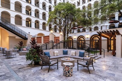 DoubleTree by Hilton Austin