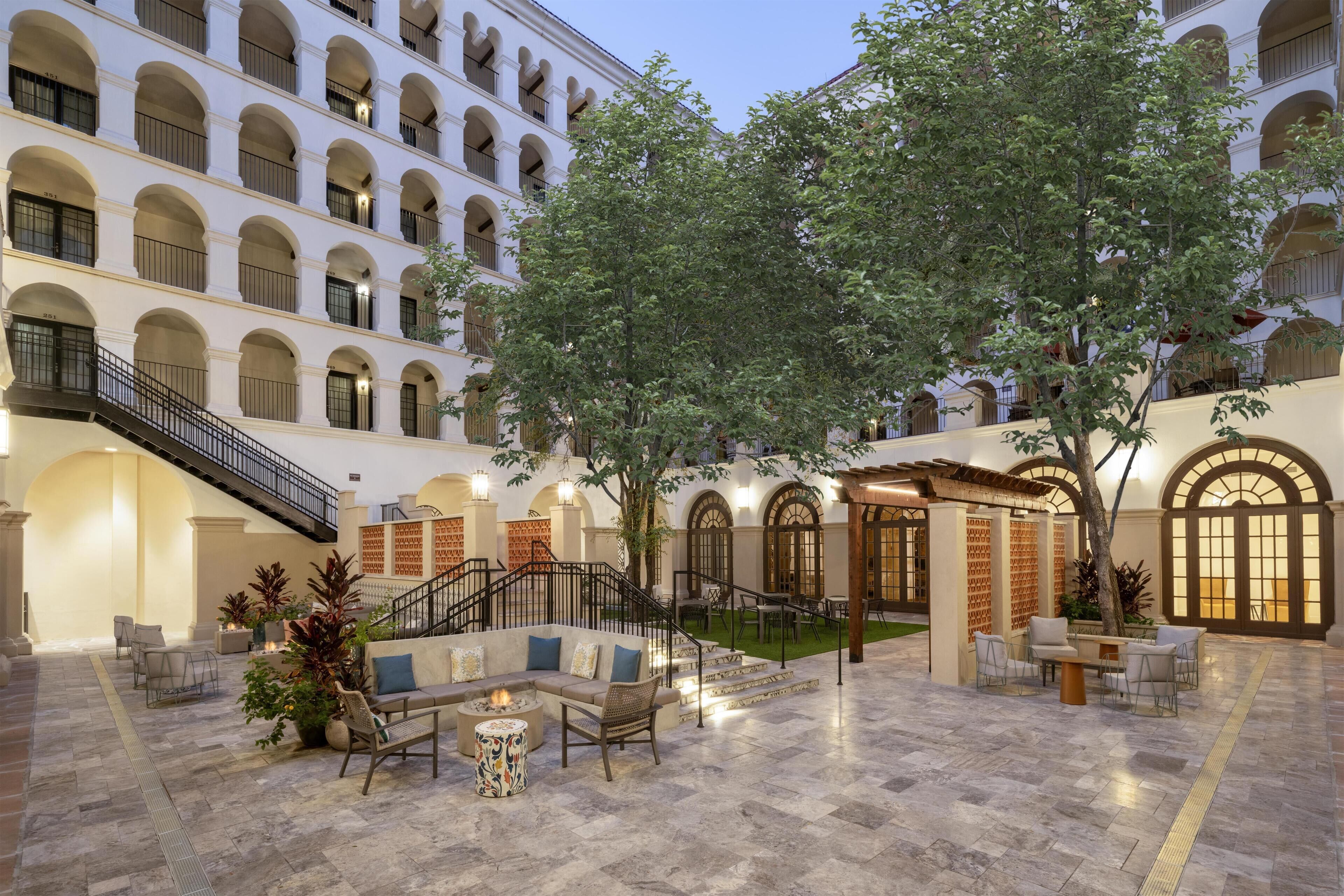 Foto - DoubleTree by Hilton Austin