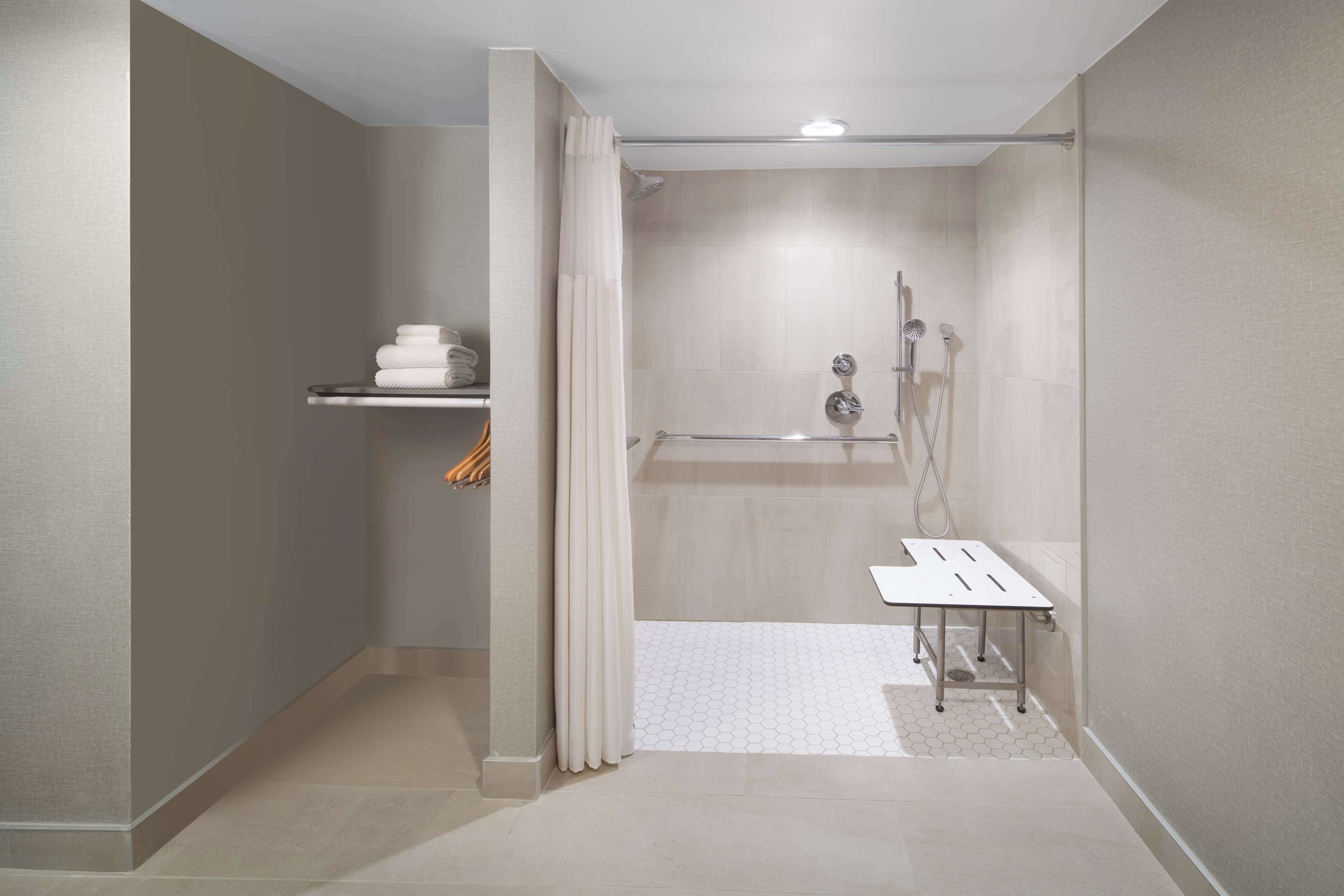 Photo - DoubleTree by Hilton Austin