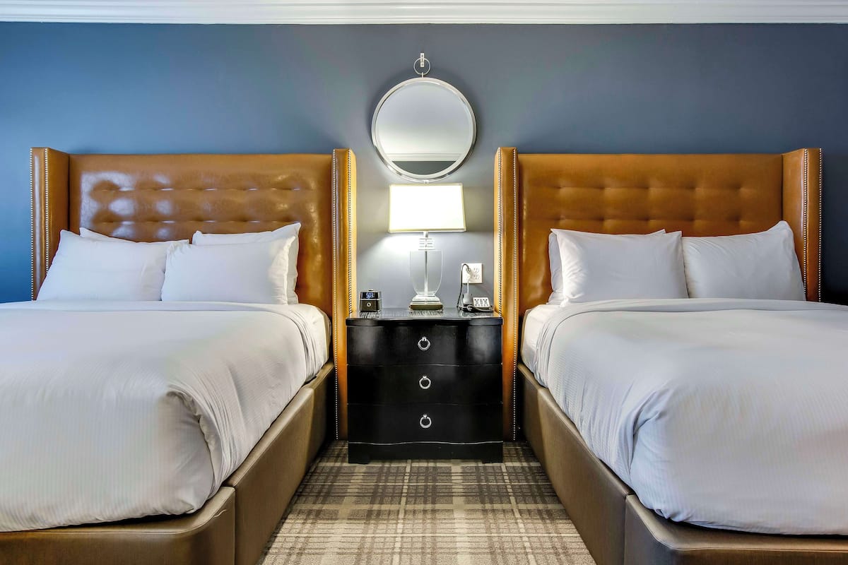 premium bedding, in-room safe, desk, laptop workspace