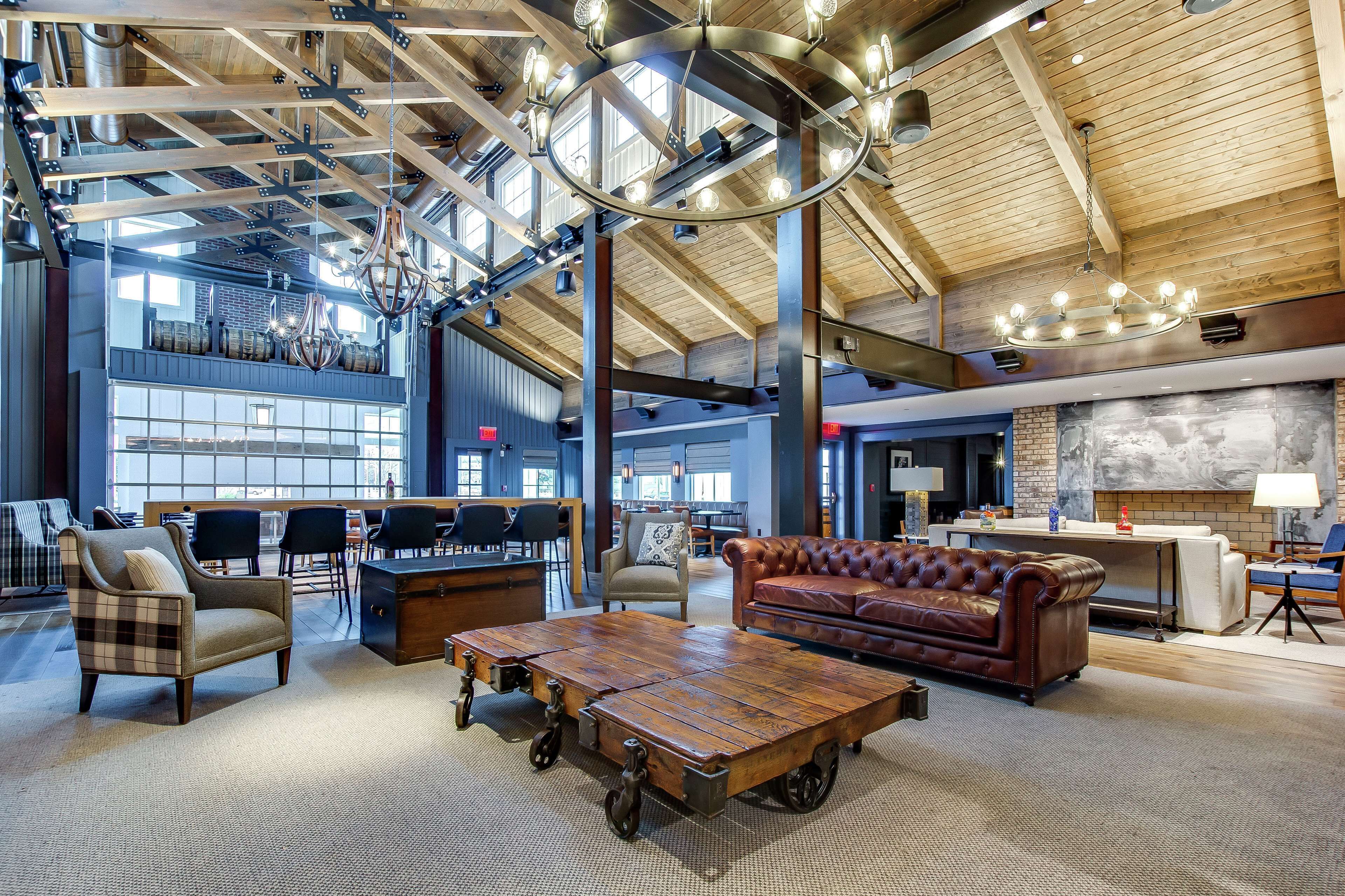 breakfast, lunch, dinner served; southern cuisine