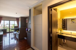 Junior Studio Suite